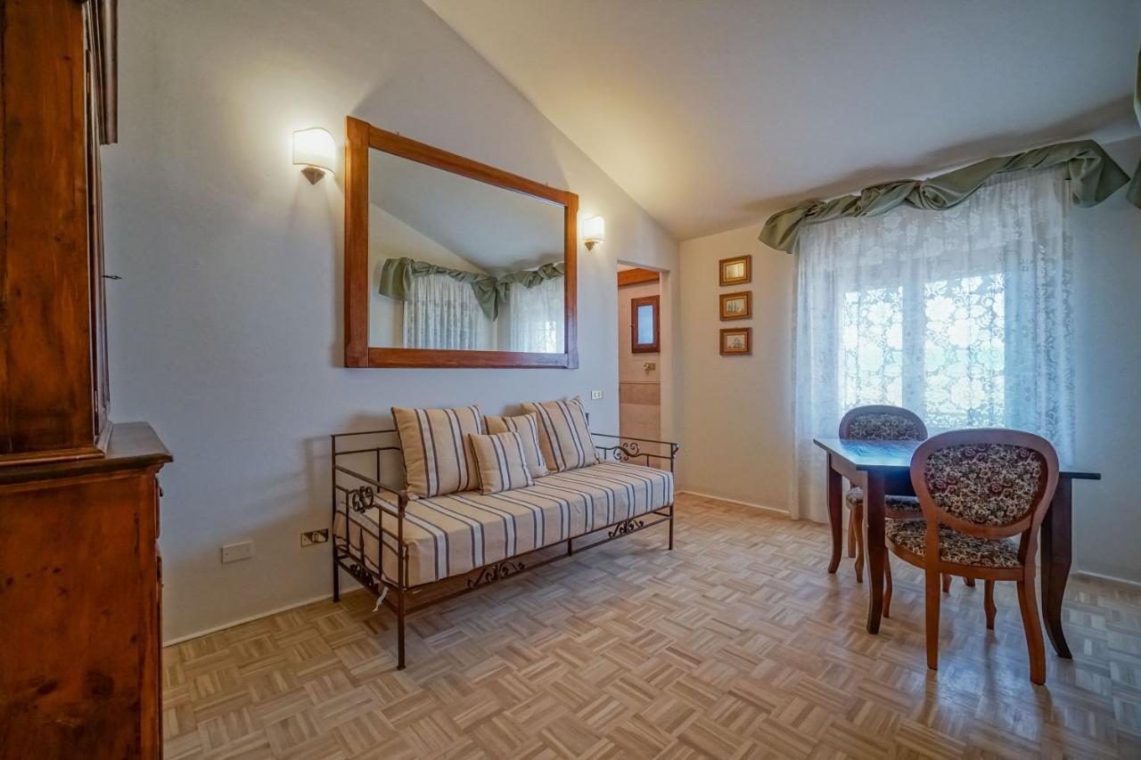 Il Quercione Agriturismo Rivotorto Bagian luar foto