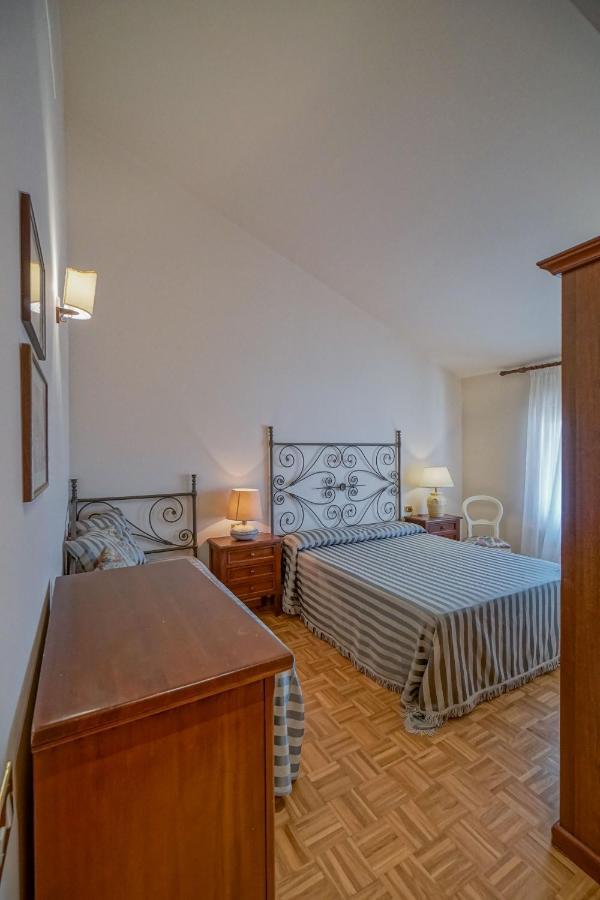 Il Quercione Agriturismo Rivotorto Bagian luar foto